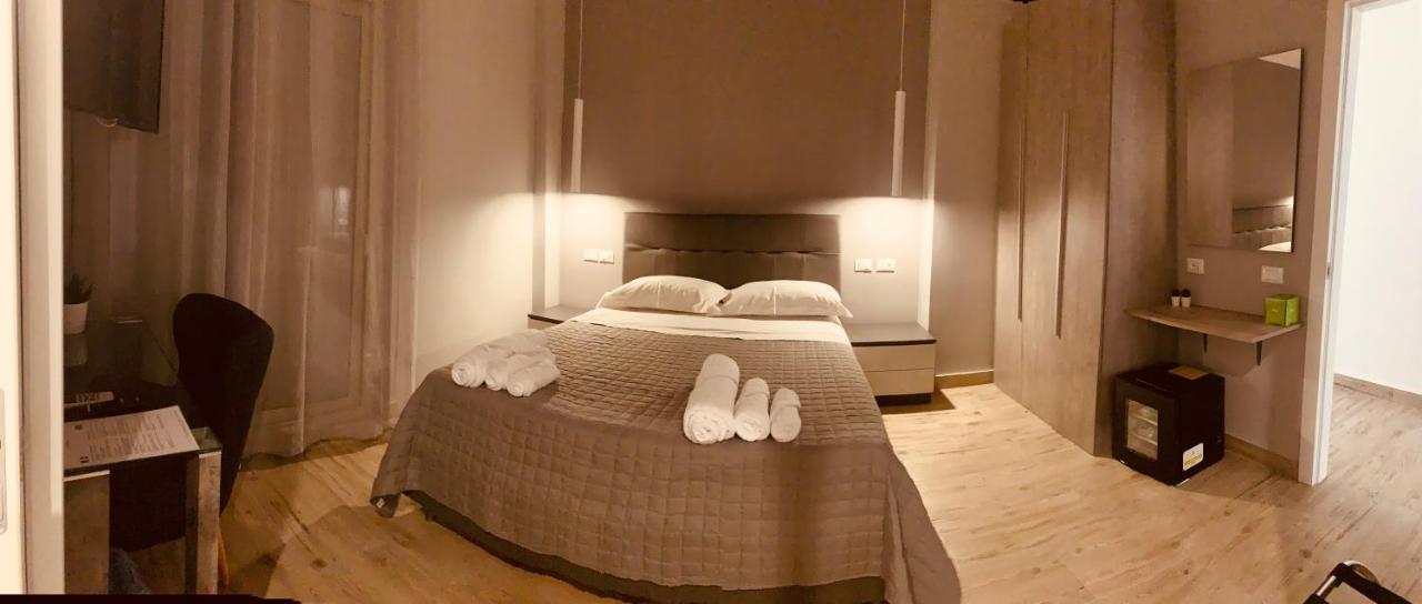 Aqua B&B - Rooms And Apartments Milazzo Exterior foto